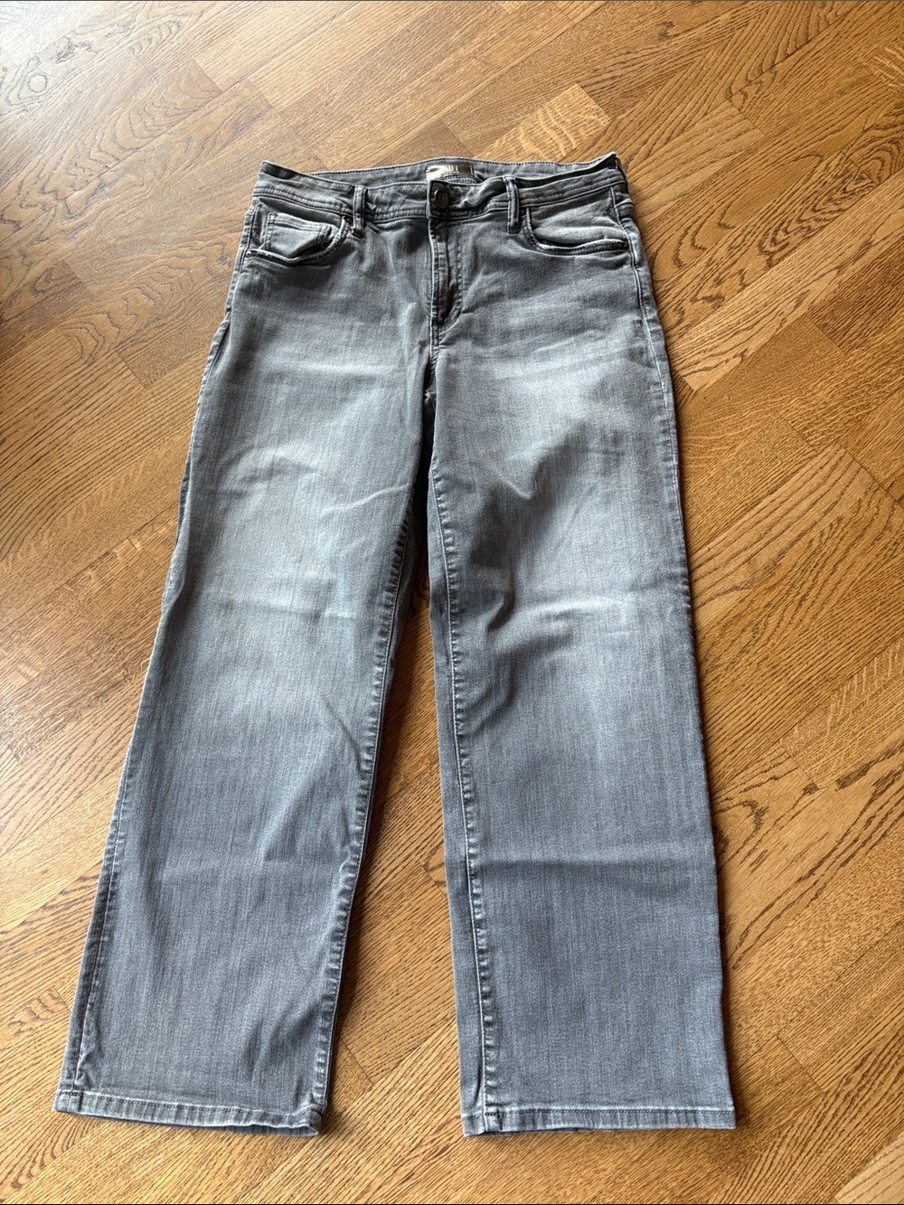Kut from the Kloth Men's Light Grey Relaxed Straight Jeans